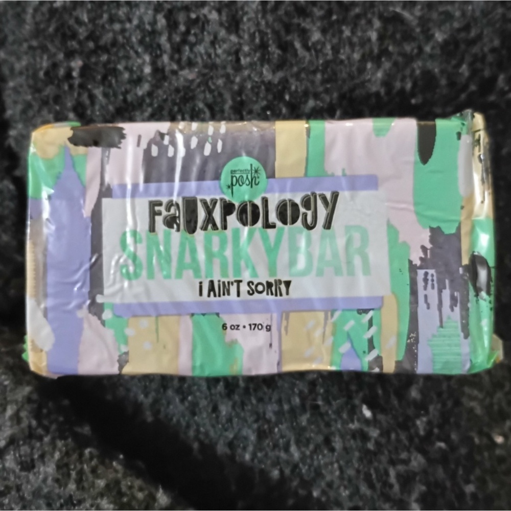 Perfectly Posh~FAUXPOLOGY~Snarky Bar~New and Sealed